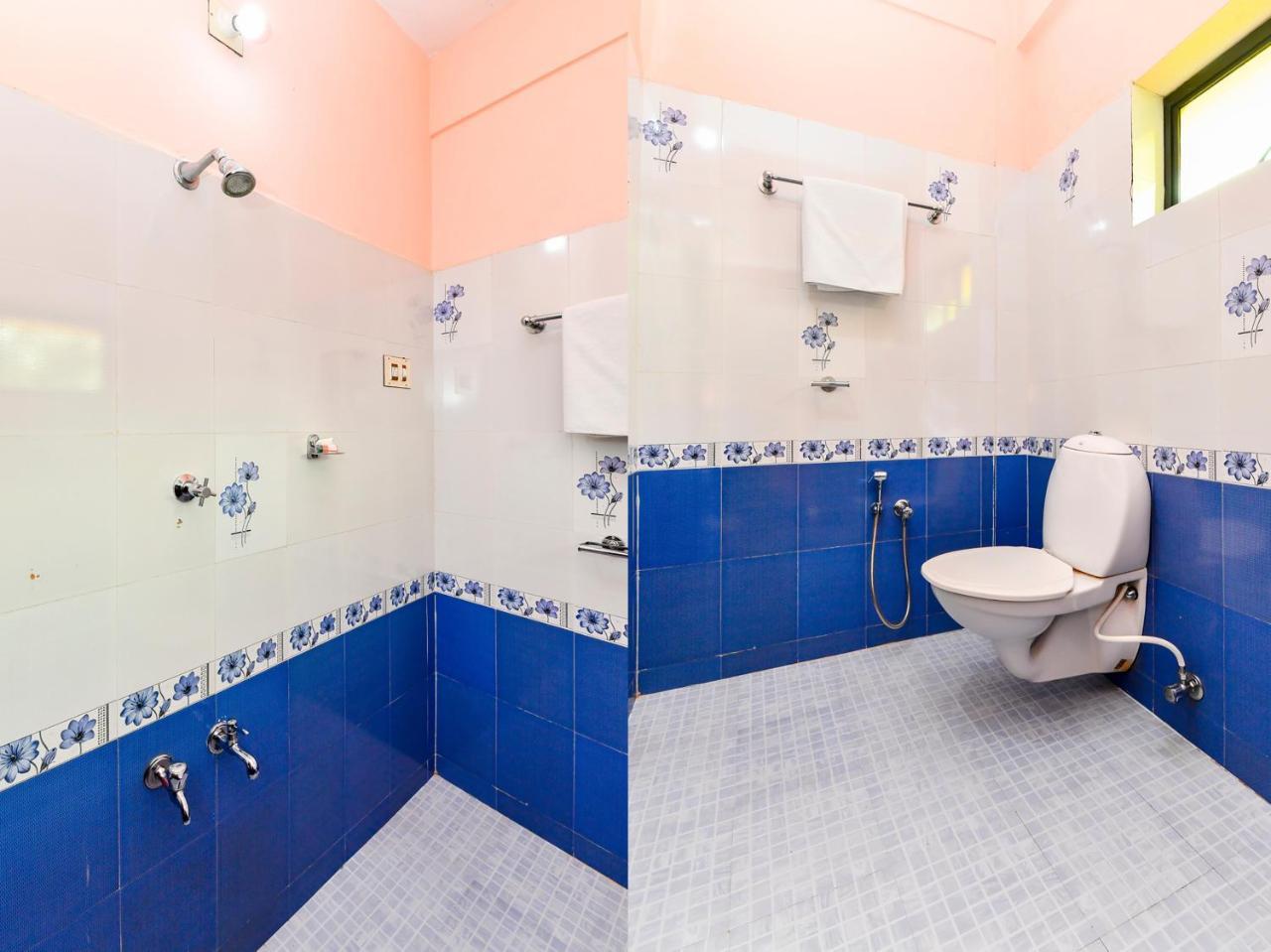 Thomson Regency Otel Alwaye Dış mekan fotoğraf