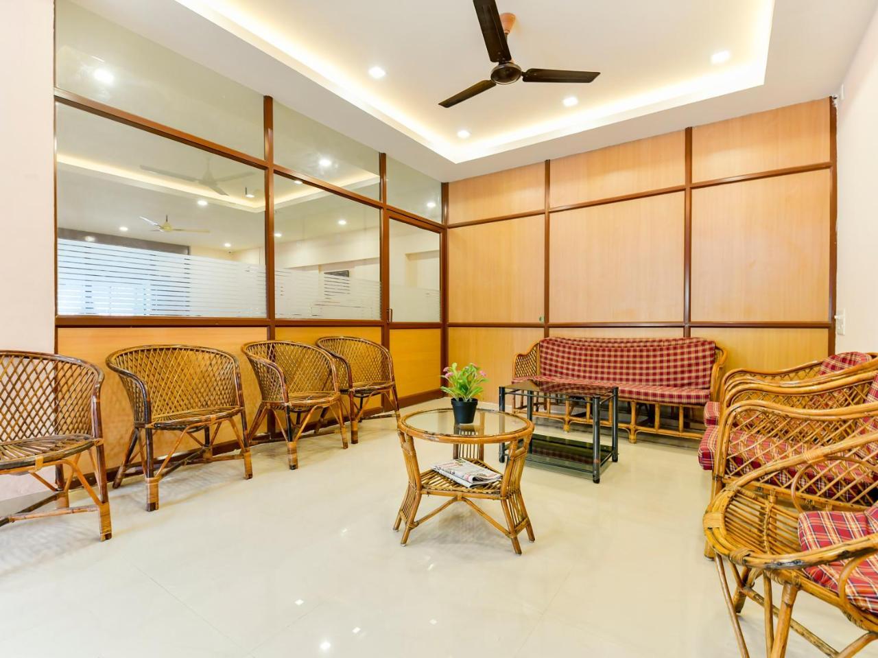 Thomson Regency Otel Alwaye Dış mekan fotoğraf